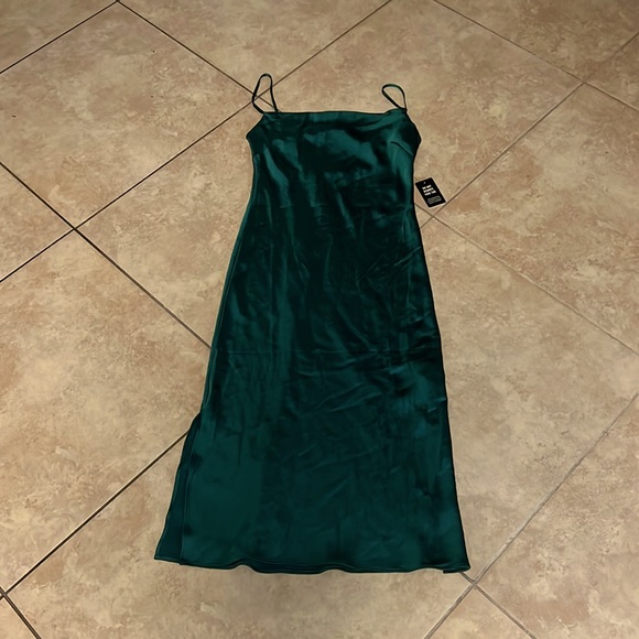 Cowl neck Midi Slip Dress - Picture 2 of 3